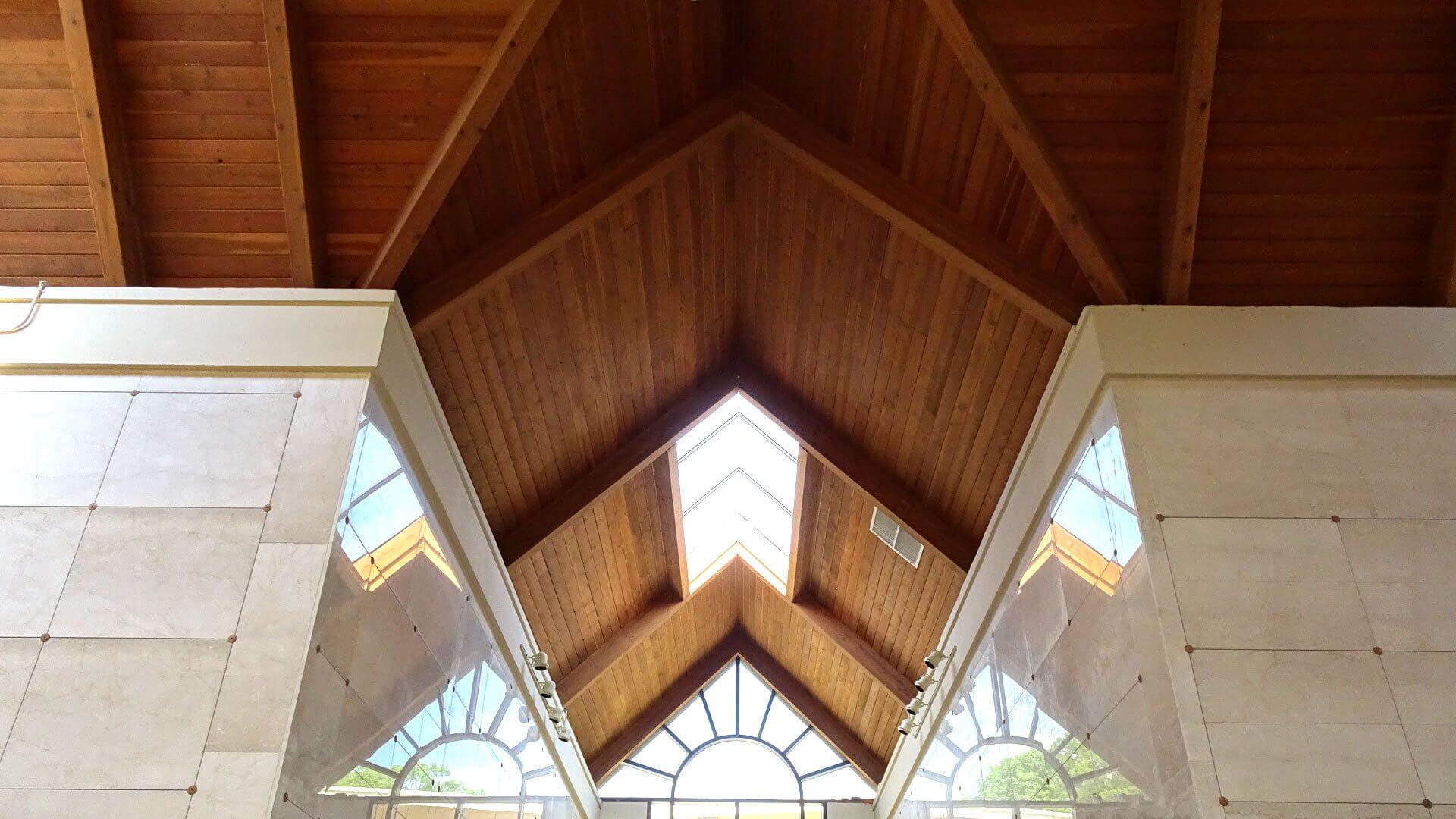 mausoleum high wooden cieling